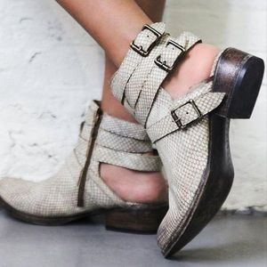 Freebird by Steven booties